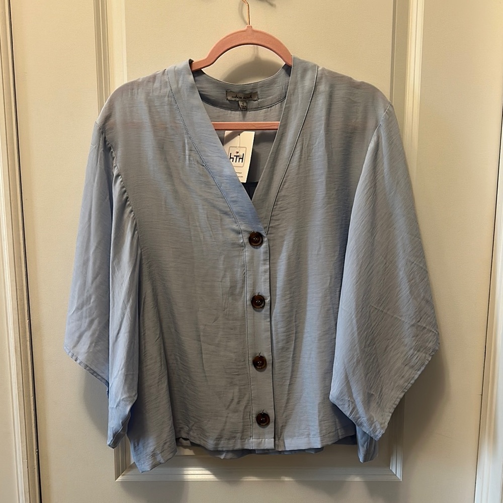 NWT light blue Birch Blue Dolman Sleeve Button Down Top size Small (oversized)